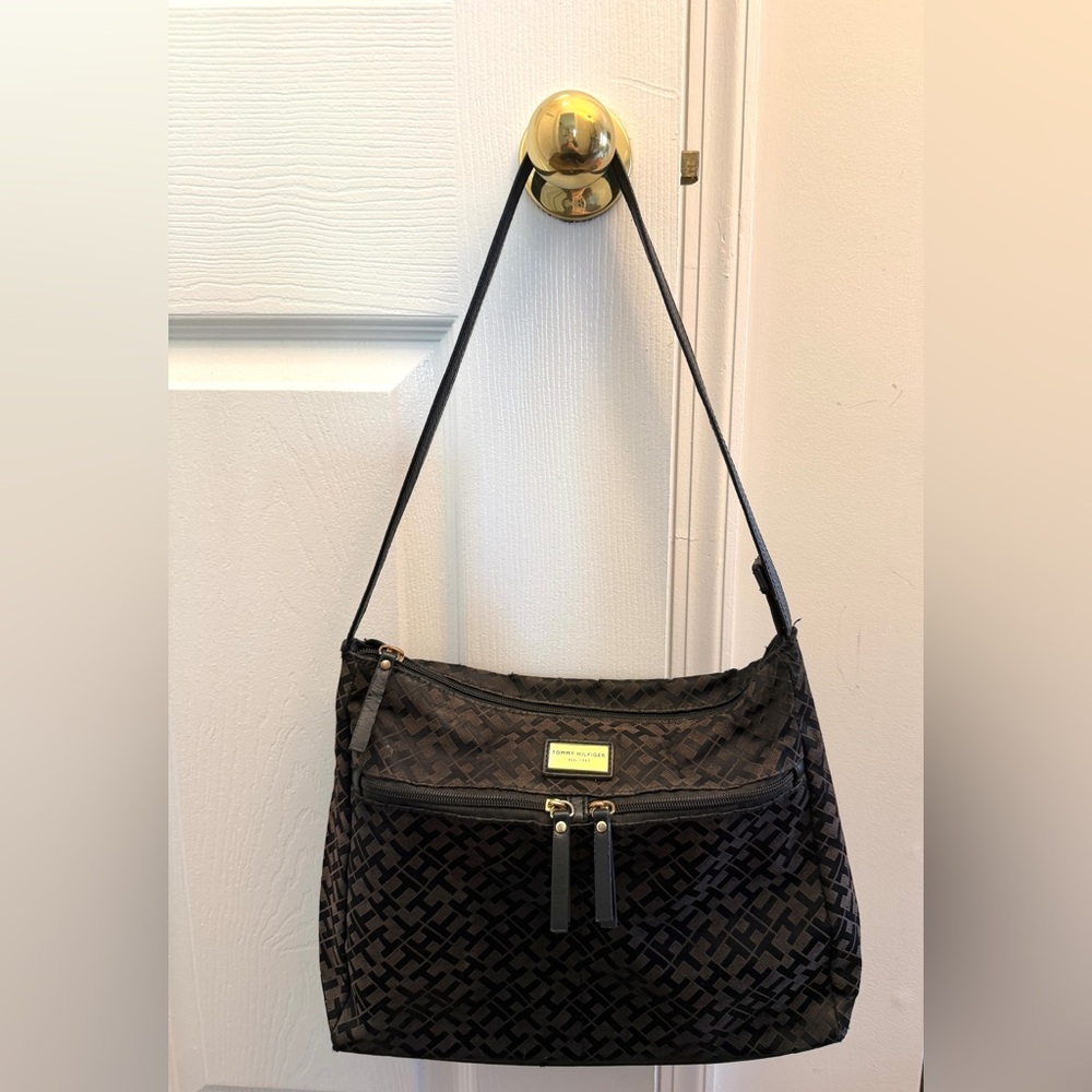Tommy Hilfiger Monogramed Black Quilted Shoulder Hobo Bag/Purse